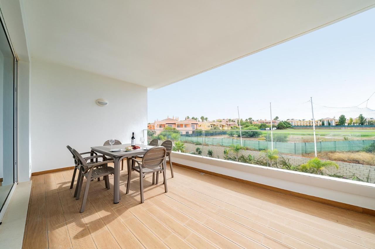Brand New Holiday In Porto De Mos, Apartment