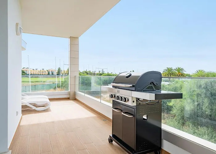 Brand New Holiday Apartment In Porto De Mos, Lagos